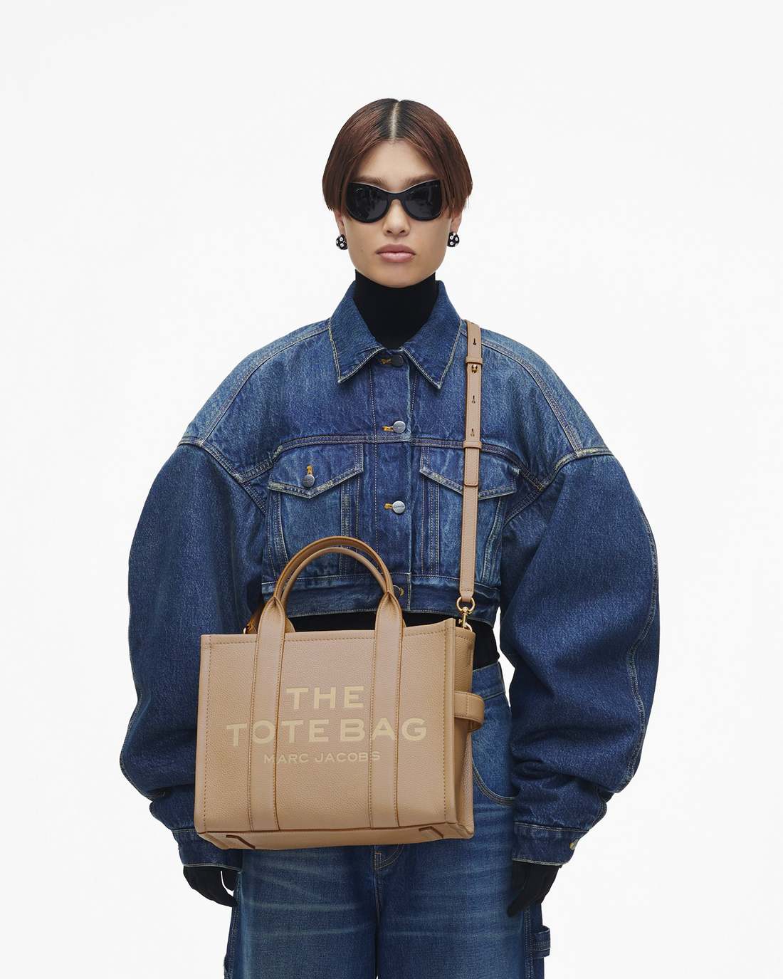 The Leather Medium Tote Bag Camel Marc Jacobs