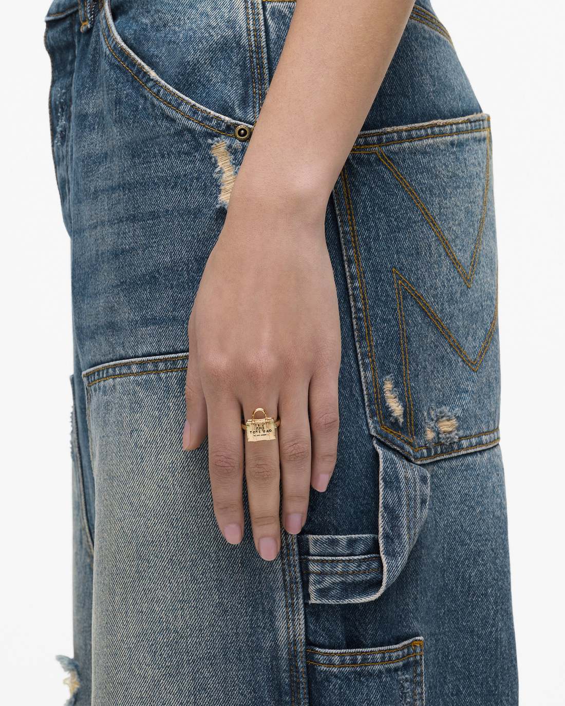 The Tote Bag Ring Light Antique Gold Marc Jacobs