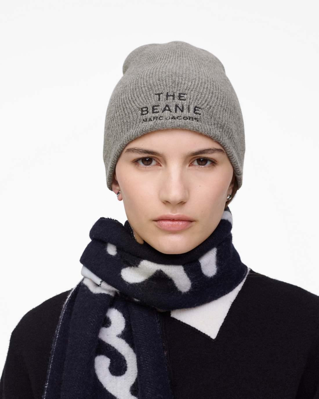 The Beanie Grey Marc Jacobs
